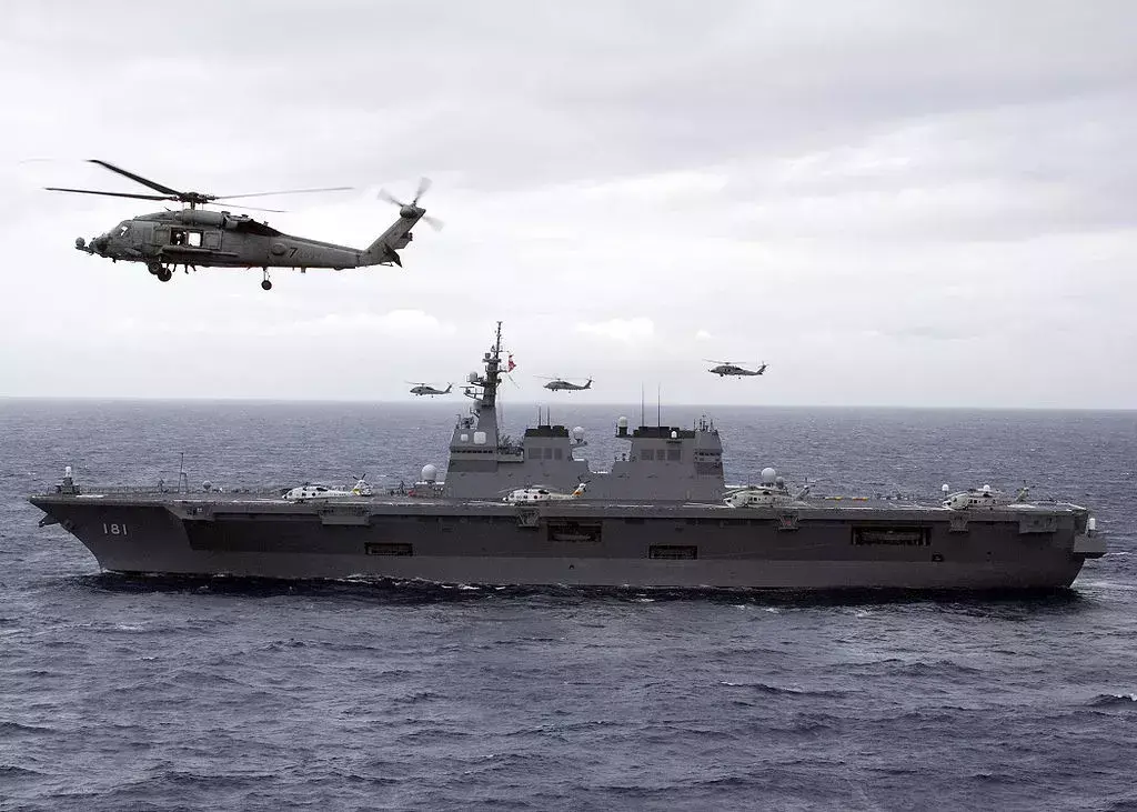 日本四支航母舰队悄然成型，它们会威胁中国航母的安全吗？