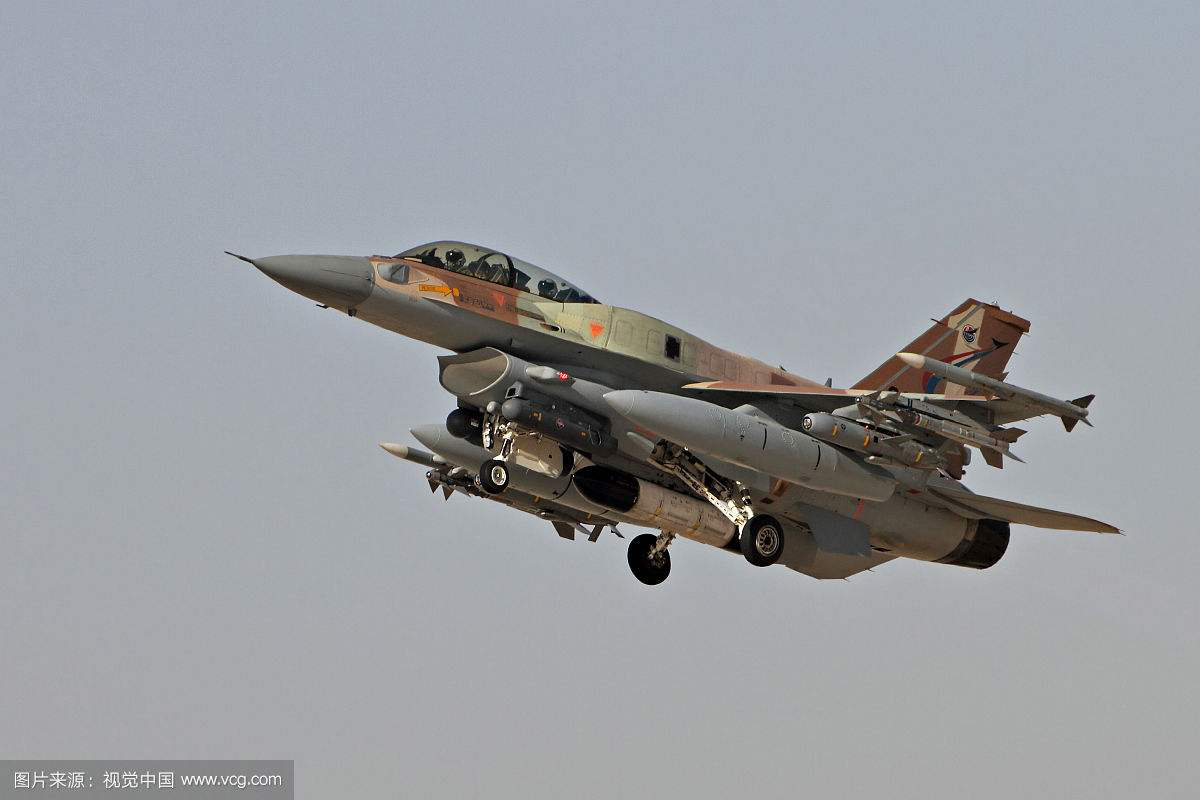 欺人太甚！以色列趁火打劫轰炸叙利亚军事基地，却被叙军打脸