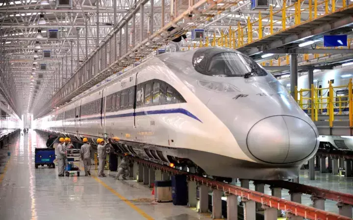 中国7年时间修的铁路超其他国家总和，各国纷纷上门求购中国高铁