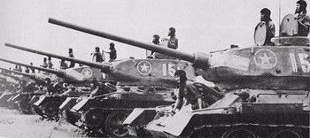 朝鲜战场志愿军创战争奇迹，用轻步兵消灭坦克营，缴获最先进坦克