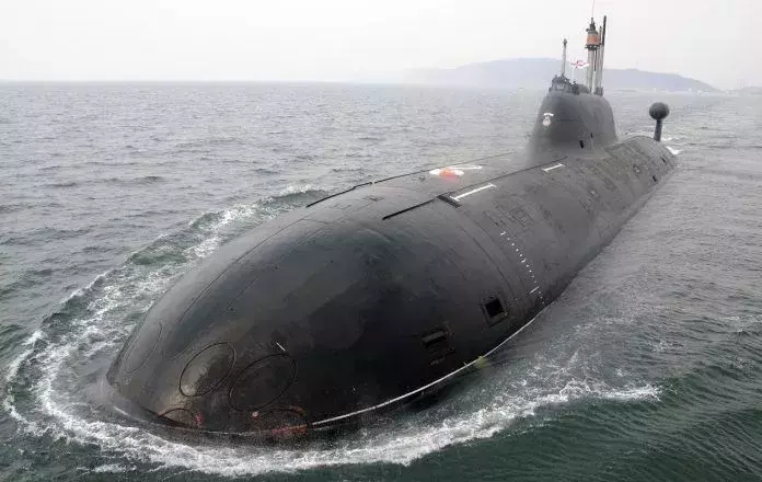 印度撞坏俄罗斯核潜艇，居然是租来的，俄罗斯后悔贪小便宜