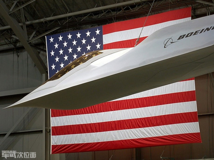 美国研制过的最神秘飞机，F-22和它比弱爆了，简直就是外星飞船