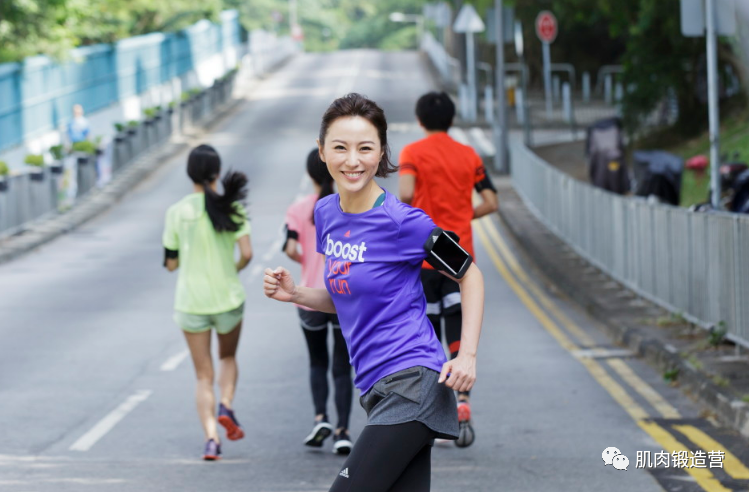 运动女神张钧甯热爱跑步，一跑就是十几年，跑步究竟能带来什么？