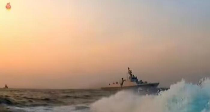 朝鲜中央电视台节目中的“南浦B”护卫舰 图片来源：社交媒体
