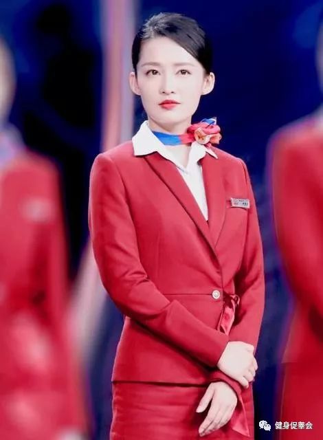 中国超美空姐李沁，魅力无限的身材这样练，成功会很简单