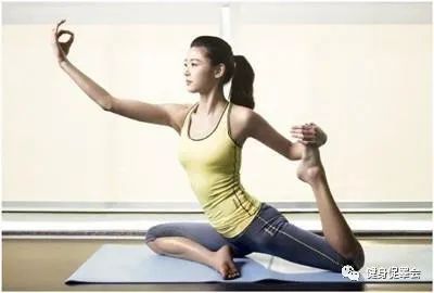 瑜伽越练越受伤？做好这4点，帮你学会预防运动损伤