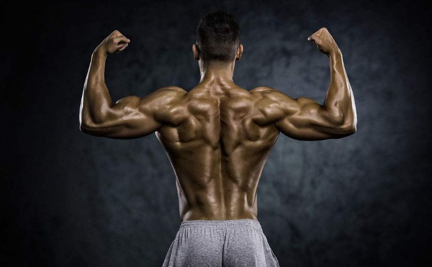 在练完背以后，背中部肌肉的拉伸，可不能轻易忽略