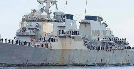 锈迹斑斑的美国海军“斯托特”号驱逐舰