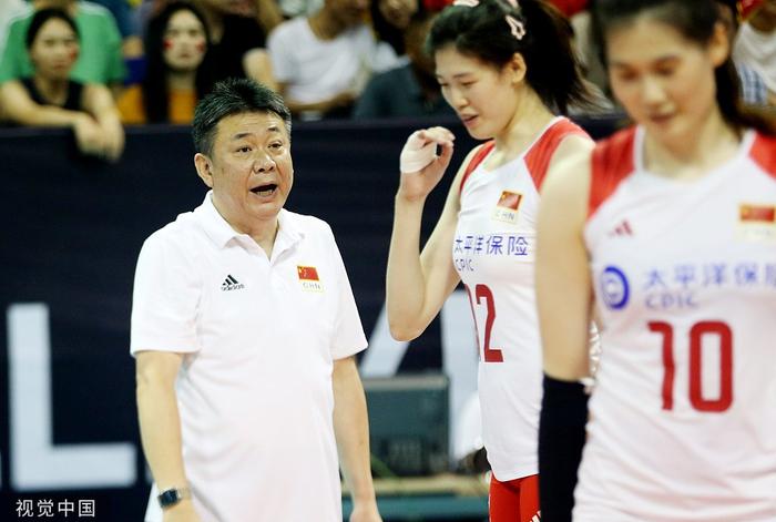 放下包袱！中国女排3-1逆转塞尔维亚，结束奥运资格赛