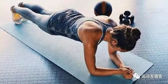 女性坚持健身锻炼，能给身体带来哪些好处？