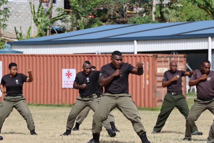 2022年7月1日，中国与所罗门群岛警务合作培训汇报演练举行。