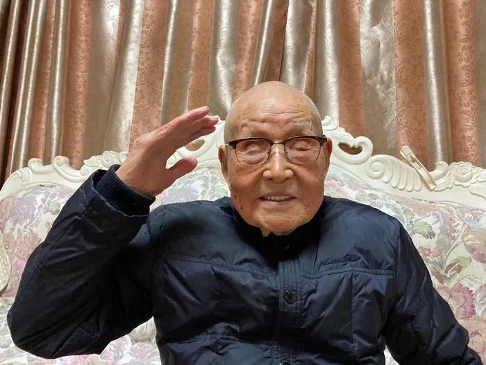105岁老红军王敬群逝世，曾全程参与五次反“围剿”