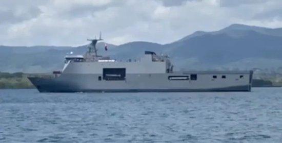  ▲美菲在南海海域举行“肩并肩”联合军演，菲律宾派出“低配”军舰。